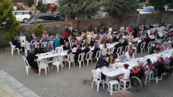 Çekmeköy MHP ilçeden  Koçullu Köyünde görkemli iftar