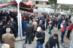 Çekmeköy'de Ordulular Derneği 2000 bin kişilik aşure dağıttı