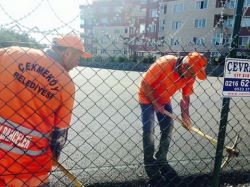 Çekmeköy Şahinbey Caddesi üzerinde 'Yediemin Otopark' 