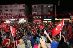  Çekmeköy Darbe Girişimine Karşı Dimdik Ayakta	