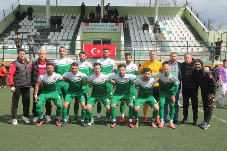 Çekmeköy Belediyesi Alemdağspor Son Maçından Galip Ayrıldı