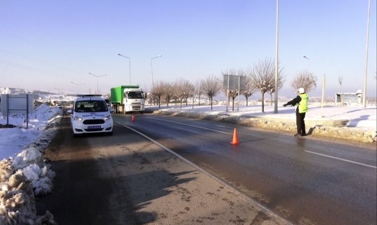 İstanbul'da Ağır Tonajlı Araçlara Sıkı Denetim