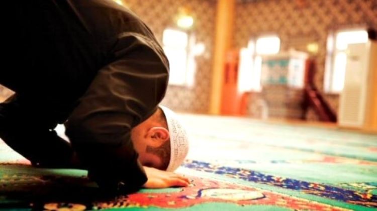 Ümraniye'de Bir Kişi Namaz Kılarken Kazara Kendini Vurdu